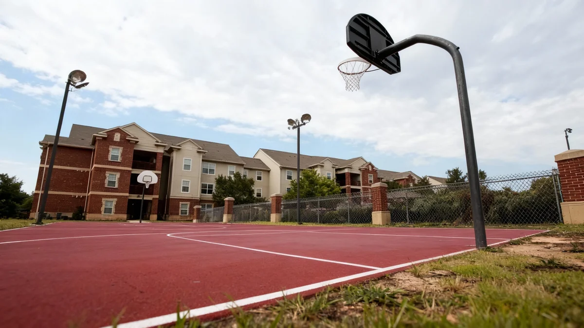 OU Housing Crunch Squeezes Upperclassmen Off Campus