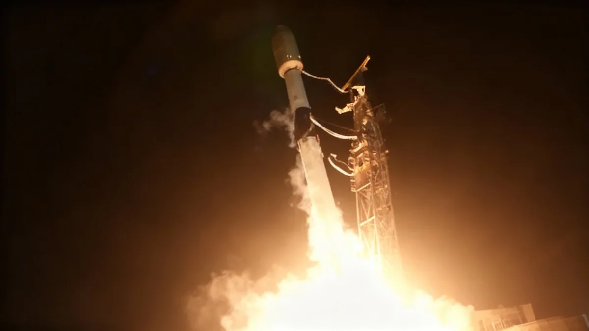 SpaceX Deploys New Falcon 9 Rocket on Starlink Mission