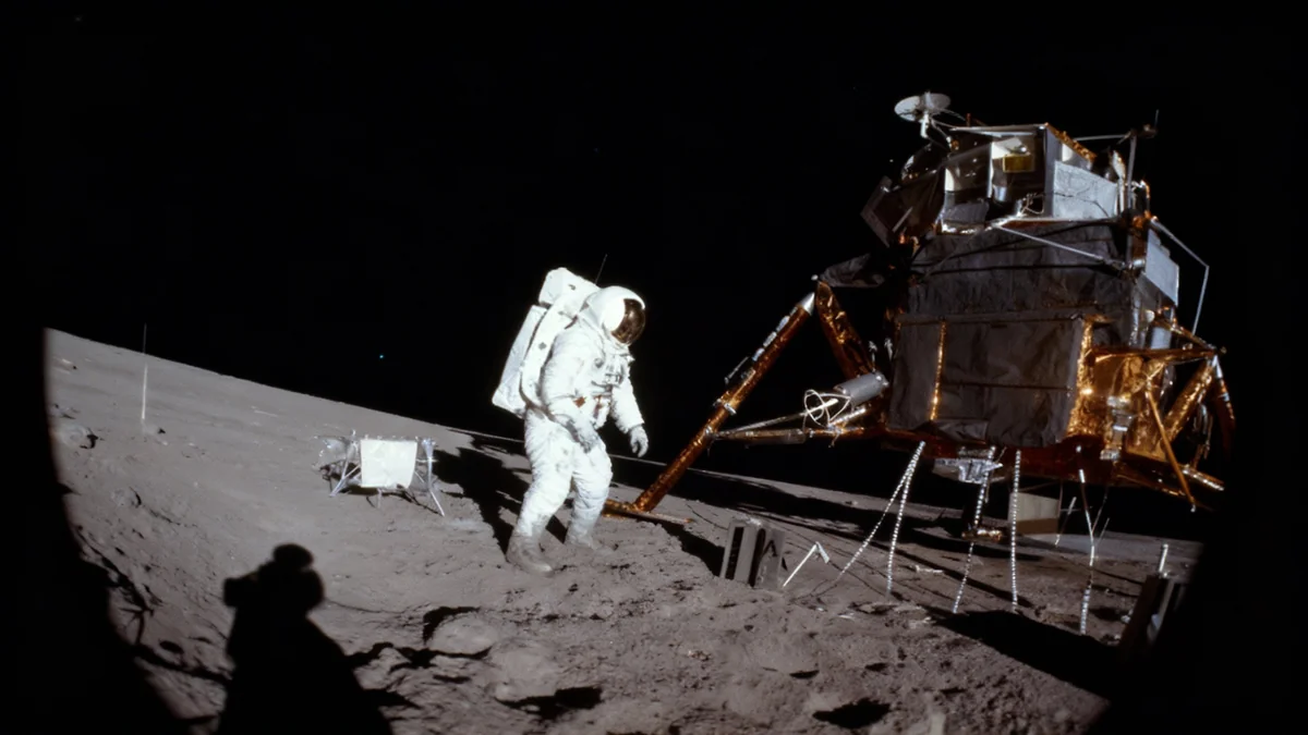 US Pushes for Nuclear Reactor on the Moon by 2030